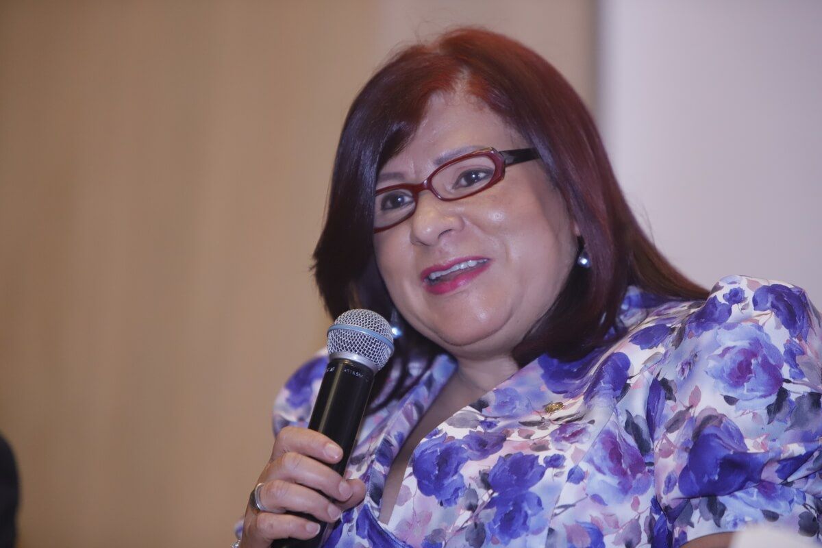 Debates jurídicos y políticos entre el federalismo, autonomía y Estado central