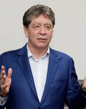 Dr. Bruce Mac Master