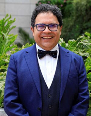 Dr. Gonzalo Ramírez Cleves