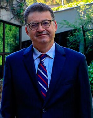 Dr. Humberto Sierra Porto