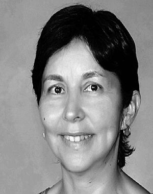 Dra. Kenny Campo Sarzosa