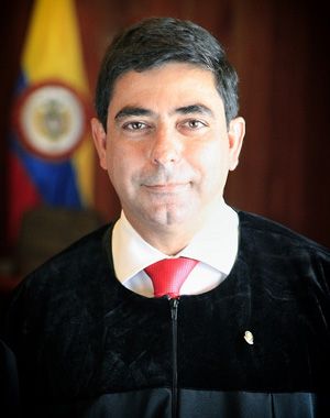 Dr. Fernando Castillo Cadena