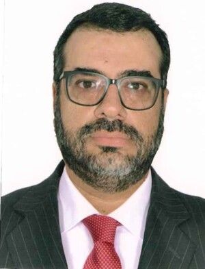 Dr. Édgar Camacho Godoy