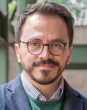 Dr. Edwin López Rivera