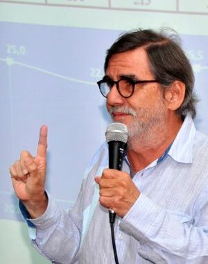 Dr. Fredy Goyeneche