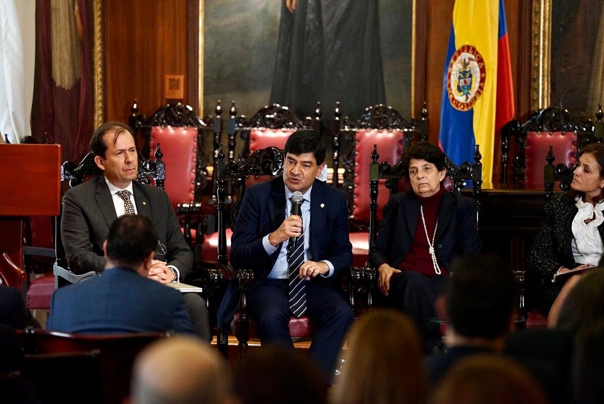 Respuestas desde el federalismo, en tiempos de cambio