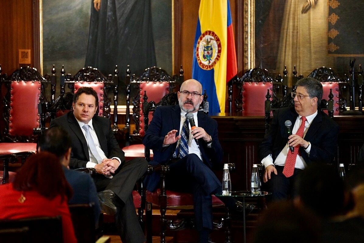 Respuestas desde el federalismo, en tiempos de cambio