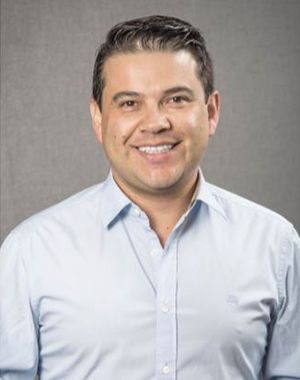 Dr. Nicolás García Bustos