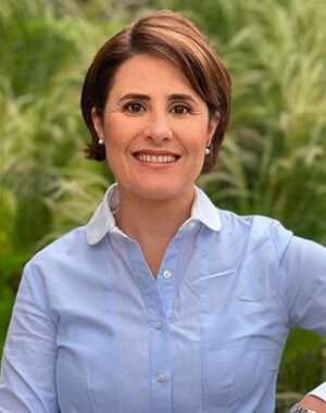 Dra. Paula Robledo Silva