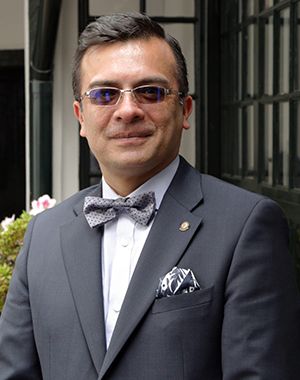 Dr. Pedro Pablo Vanegas Gil